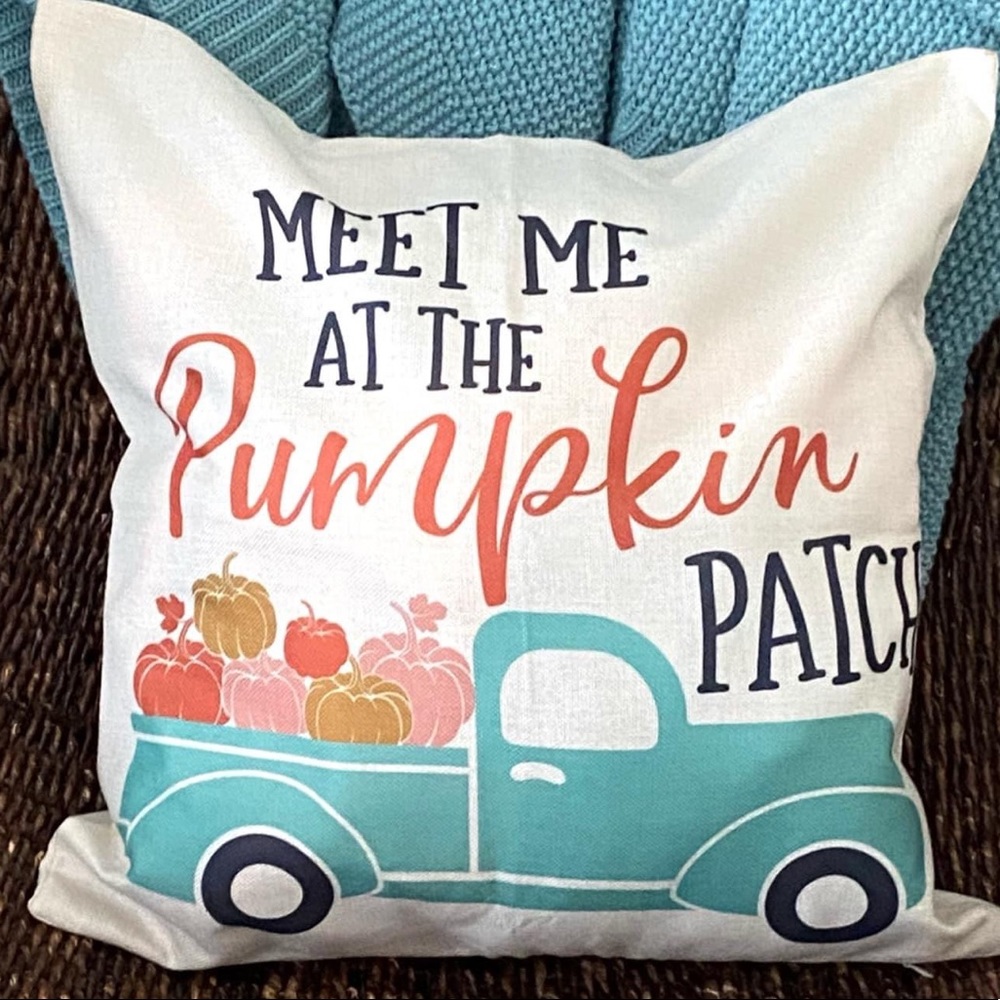 NEW MEET Me At the PUMPKIN PATCH PILLOW CASE 🎃